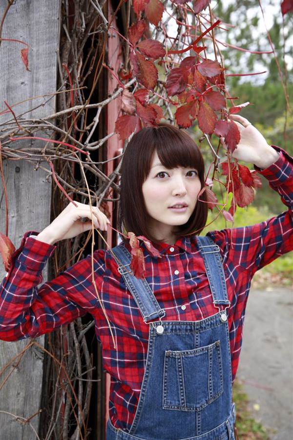 花澤香菜のお仕事中の日常的萌え可愛い最新画像