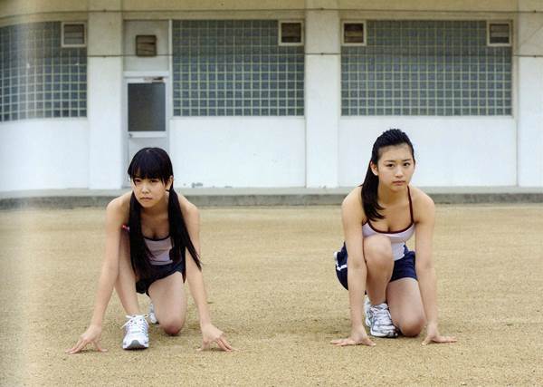 NMB48メンバーのスクール水着画像「スク水と体操服が最高のアンバランス」