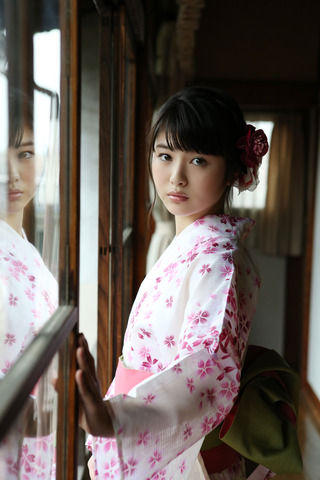 実写版『あの花』めんま役・浜辺美波のかわいすぎる美少女画像