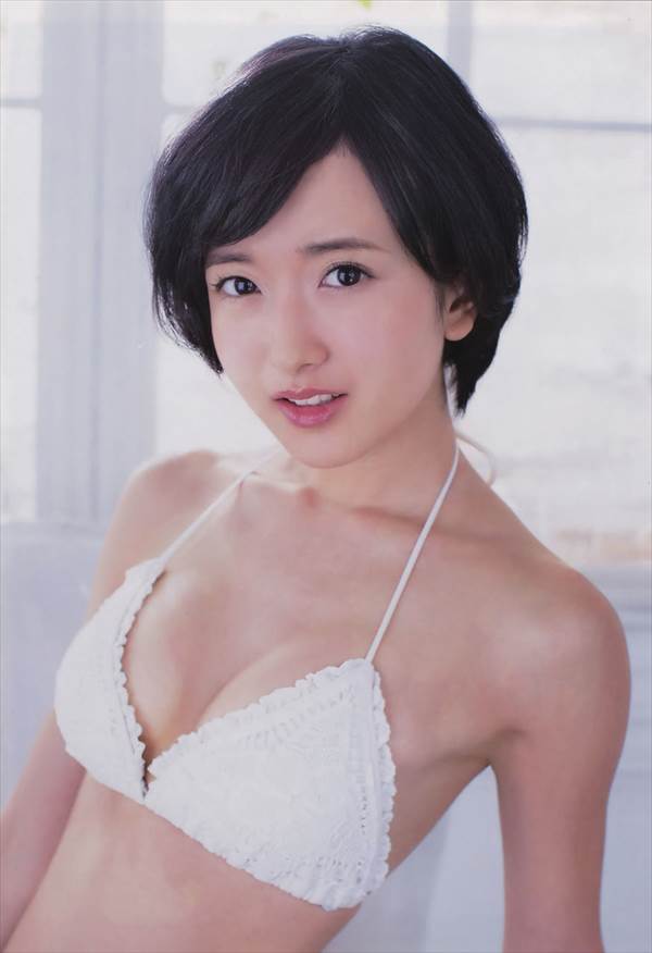 NMB48須藤凜々花のミニスカ制服姿で生足、太もも画像「麻雀で四暗刻単騎を上がったことがある」