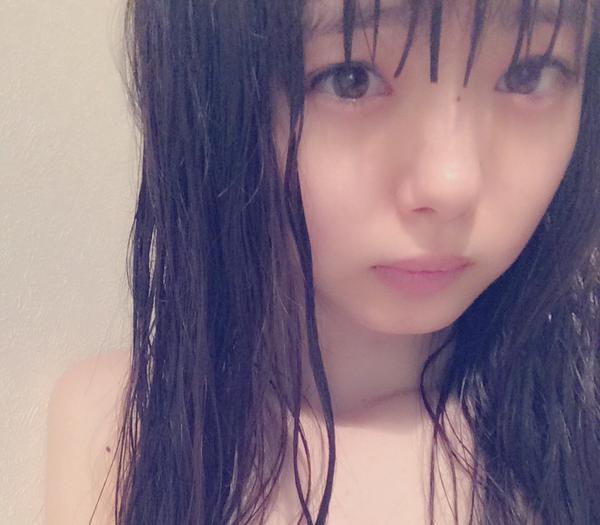 NMB48フレッシュレモン市川美織 のセクシーなエロ画像