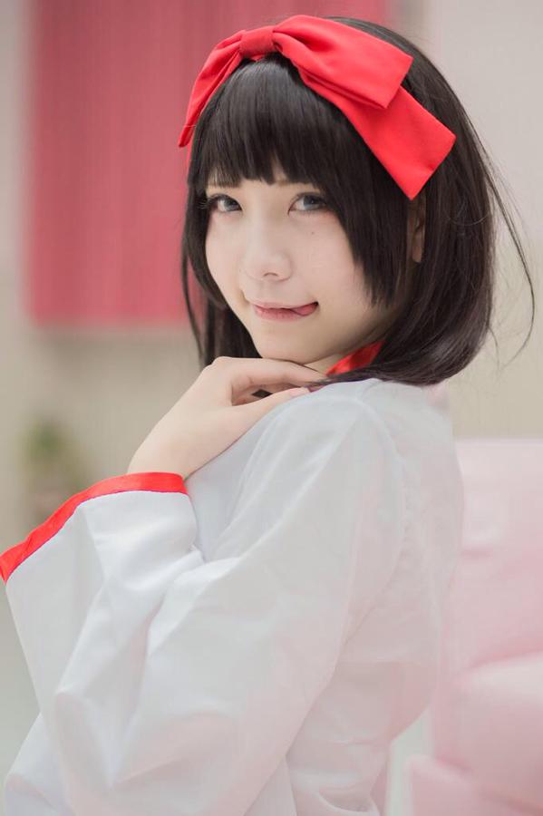 コスプレイヤーあんにゅい豆腐のロリロリ女子高生制服姿画像