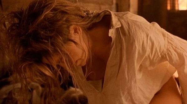 シャロン・ストーンの全裸ヌード、映画のＳＥＸ、おっぱい乳首エロ画像「本当のセクシーさってなんだと思う？」