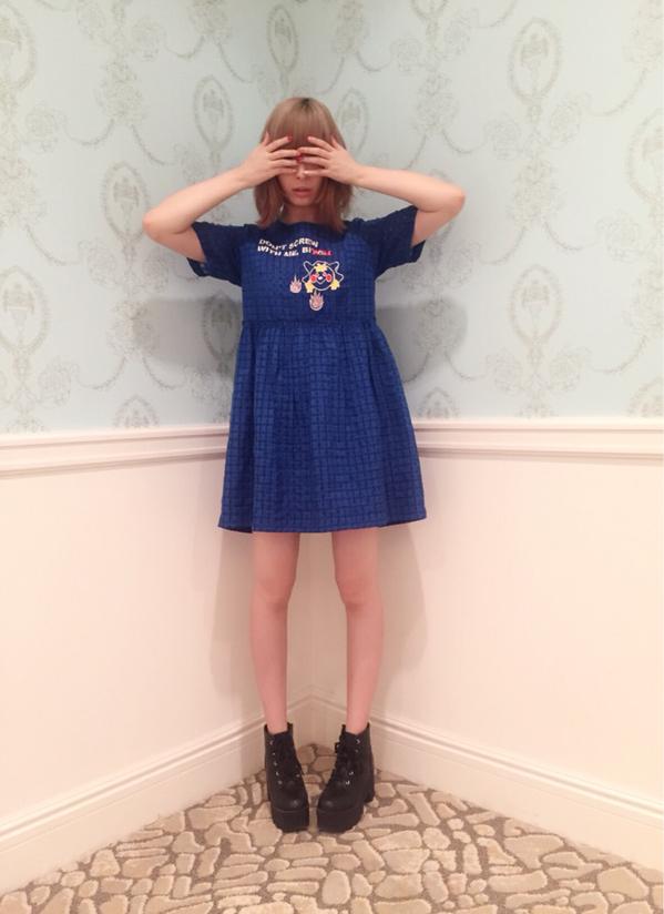 髪の分け目を逆にして話題のきゃりーぱみゅぱみゅのツイッター画像