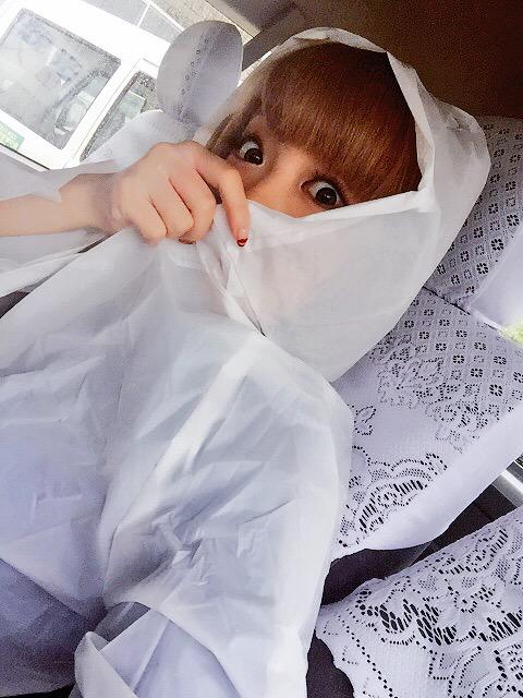 髪の分け目を逆にして話題のきゃりーぱみゅぱみゅのツイッター画像
