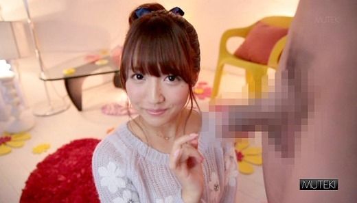 元SKE48鬼頭桃菜のＡＶ女優三上悠亜がフェラチオしながら後背位ＳＥＸエロ画像