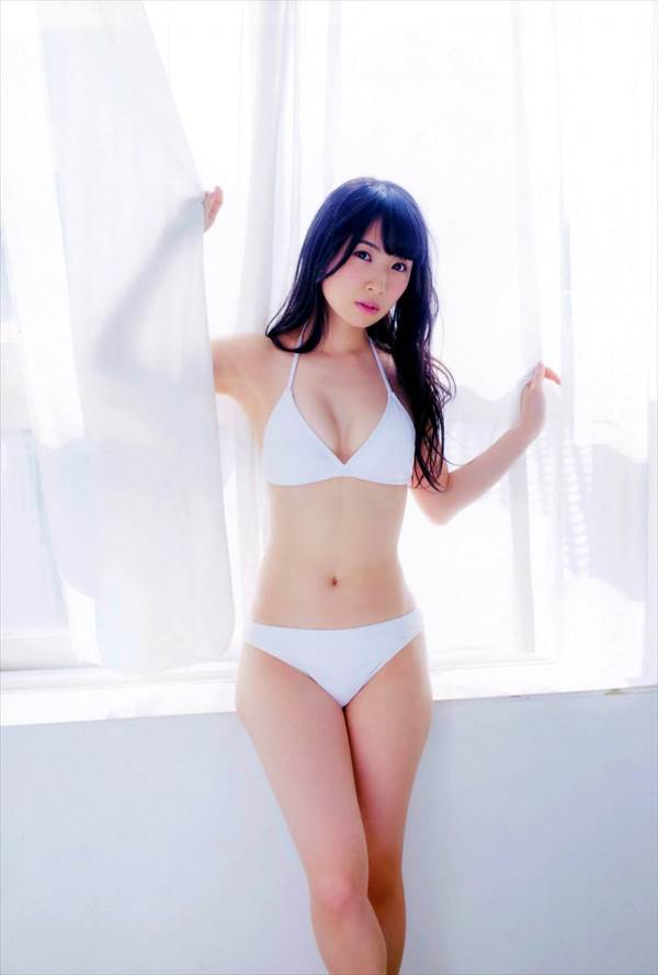 初写真集「ちゅり」発売のSKE48高柳明音のビキニ水着画像