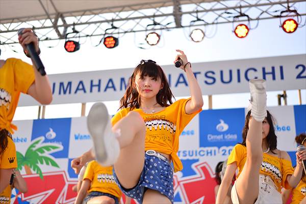 NMB48太田夢莉の足上げてパンチラしてるエロ画像