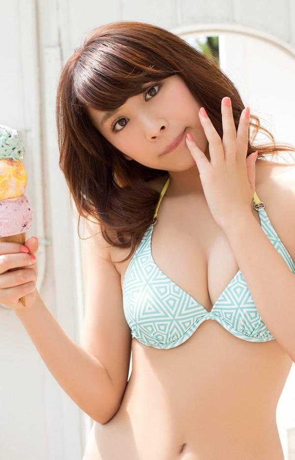 グラドル久松郁実のエロいビキニ水着画像「ボンキュッボン」