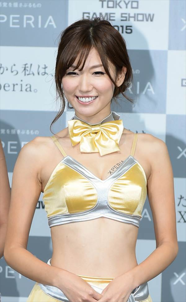 ＴＧＳ２０１５でミニスカエロコスプレでムチムチ太ももエロ画像