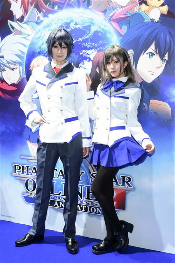 ＴＧＳ２０１５で前がぱっくり開いておっぱい胸の谷間丸見えエロコスプレ画像