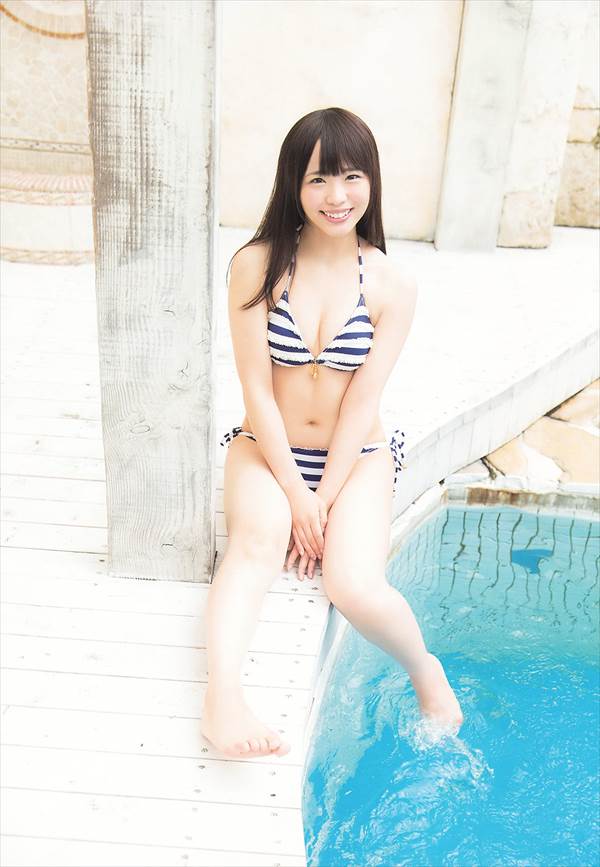 SKE48松村香織のメイド風エロビキニ画像、写真集「無修正」Amazonで熱いレビューが話題