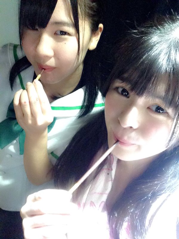 Dカップロリ顔グラドル高村七海の網タイツにミニワンピースからエロい太もも画像「優しくて、一緒にいて安心できる人がいい」
