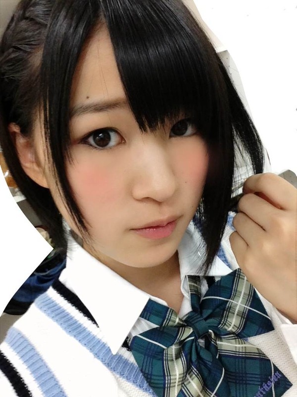 卒業を発表したHKT48梅本泉の縞々ビキニ水着画像「シンガーソングライターになりたい」