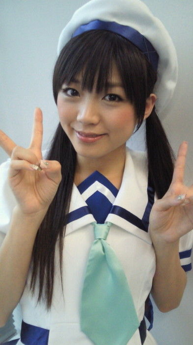 声優の可愛い巫女服姿画像